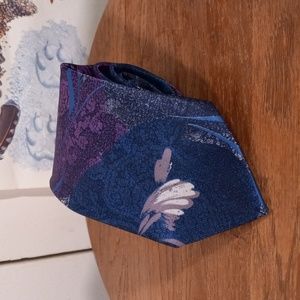 Men's purple tie floral motif G. Rinoldi 100% polyester